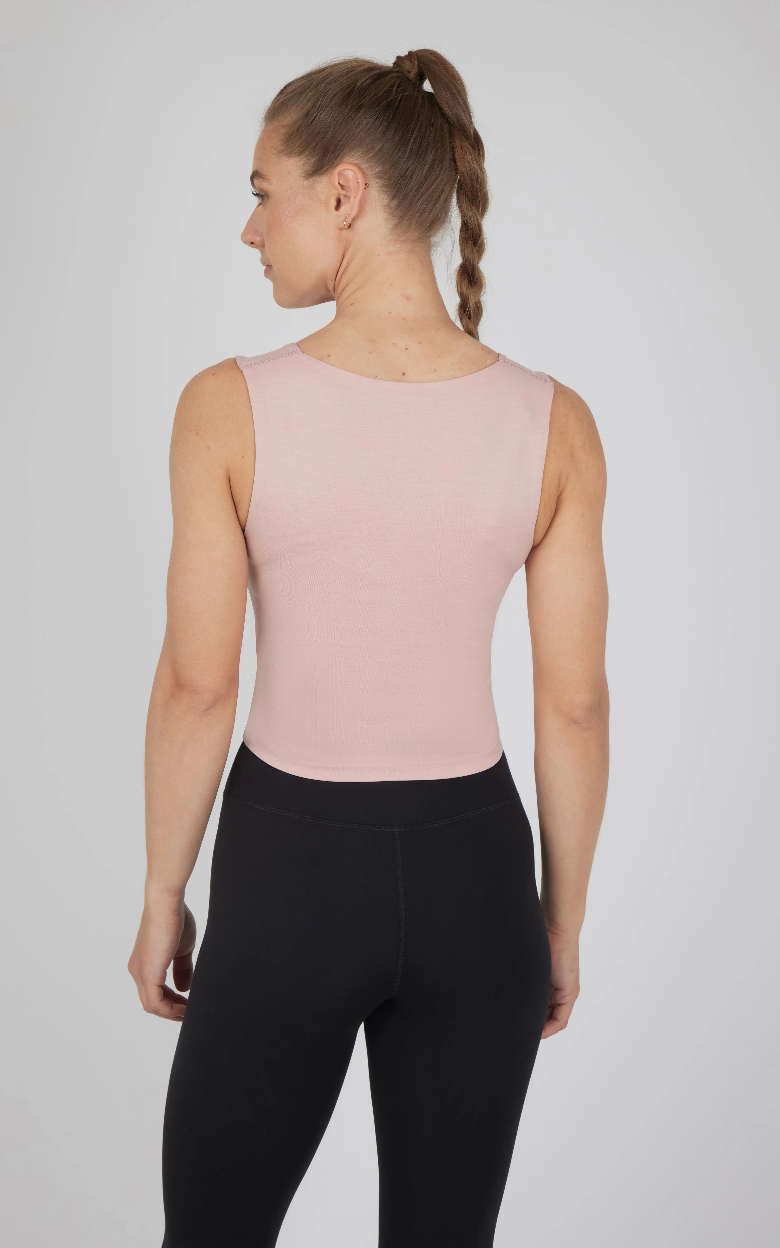 2 PK Seamless Coraline Meet and Greet Tank - Image 12