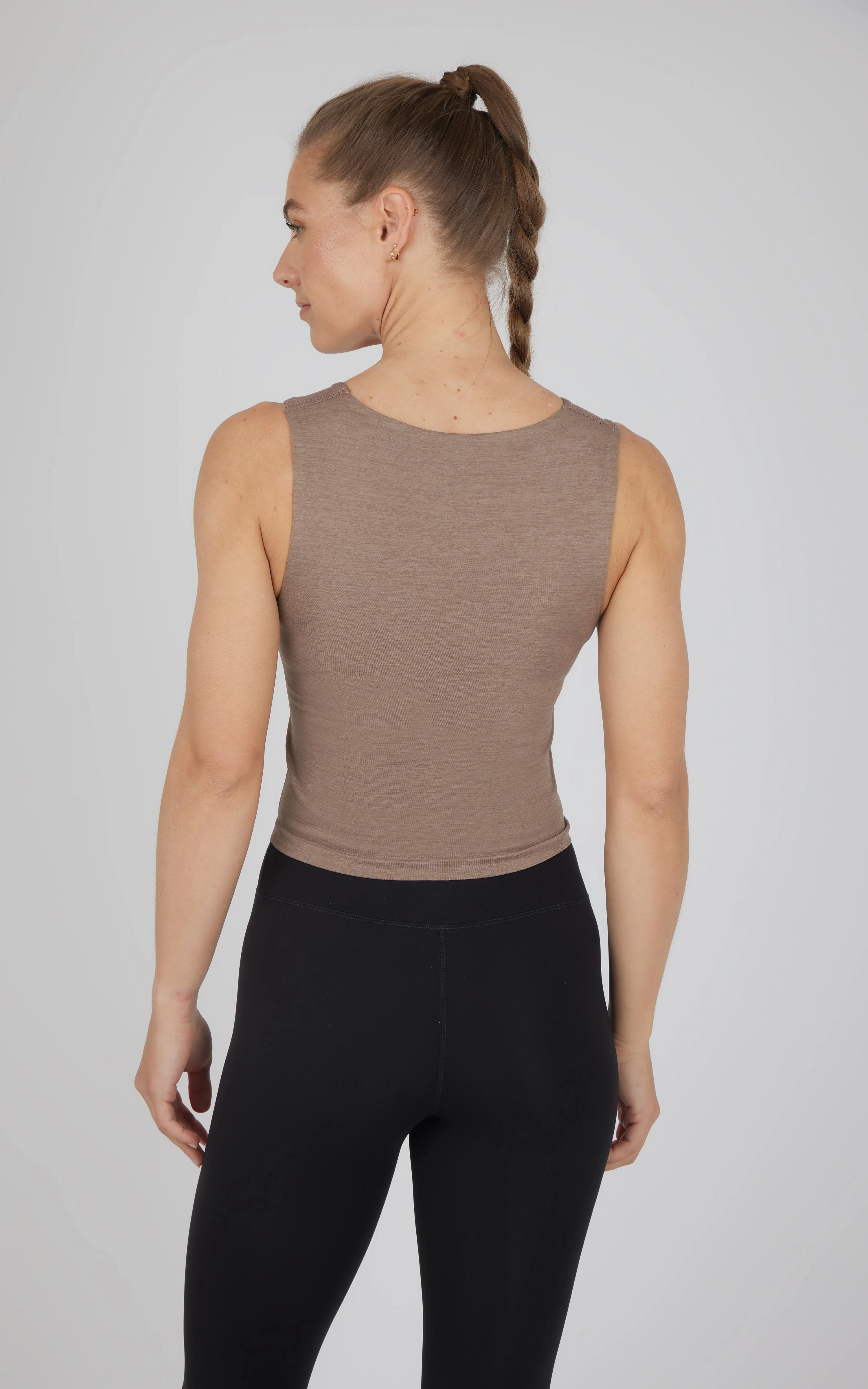 2 PK Seamless Coraline Meet and Greet Tank - Image 20