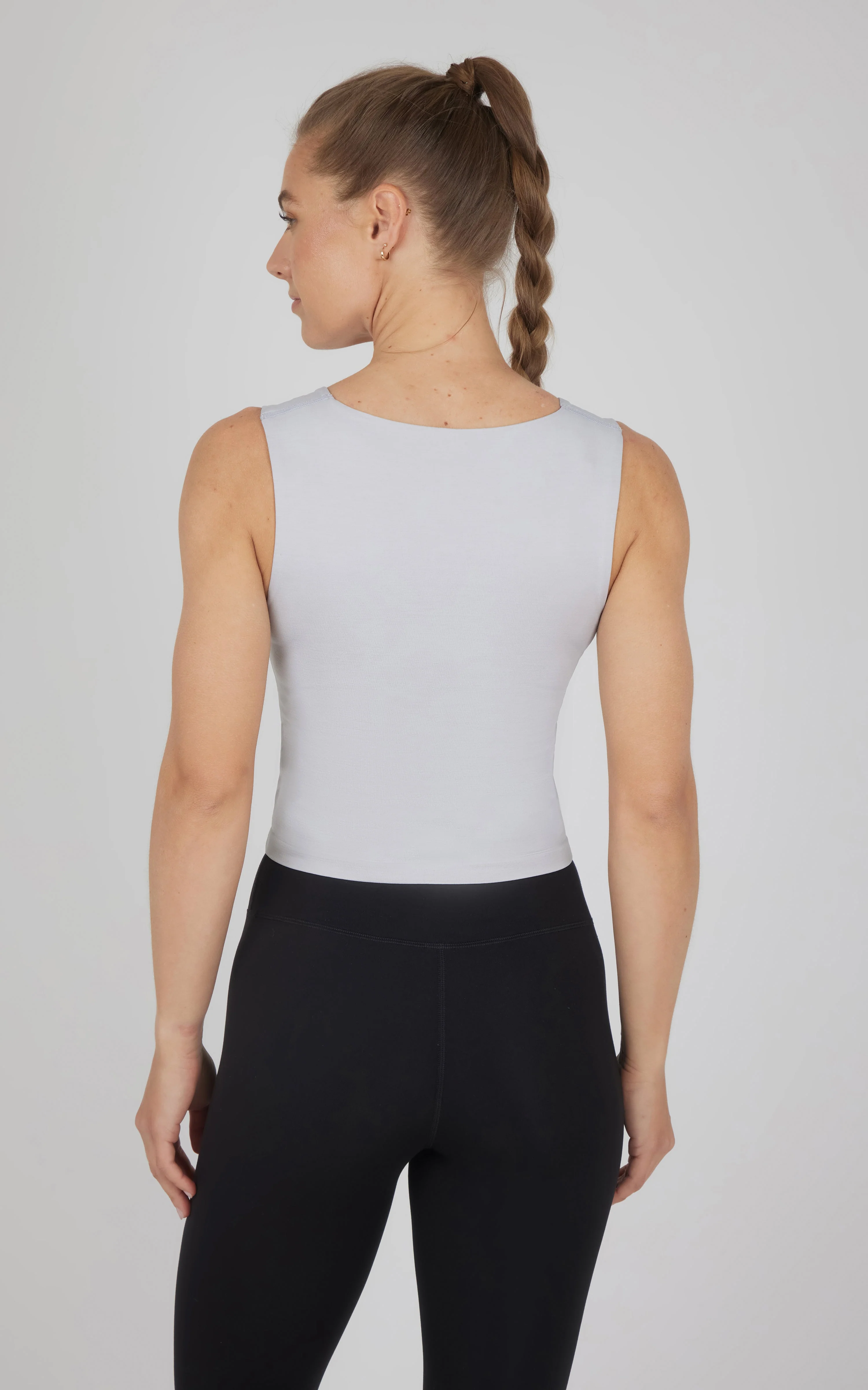 2 PK Seamless Coraline Meet and Greet Tank - Image 22