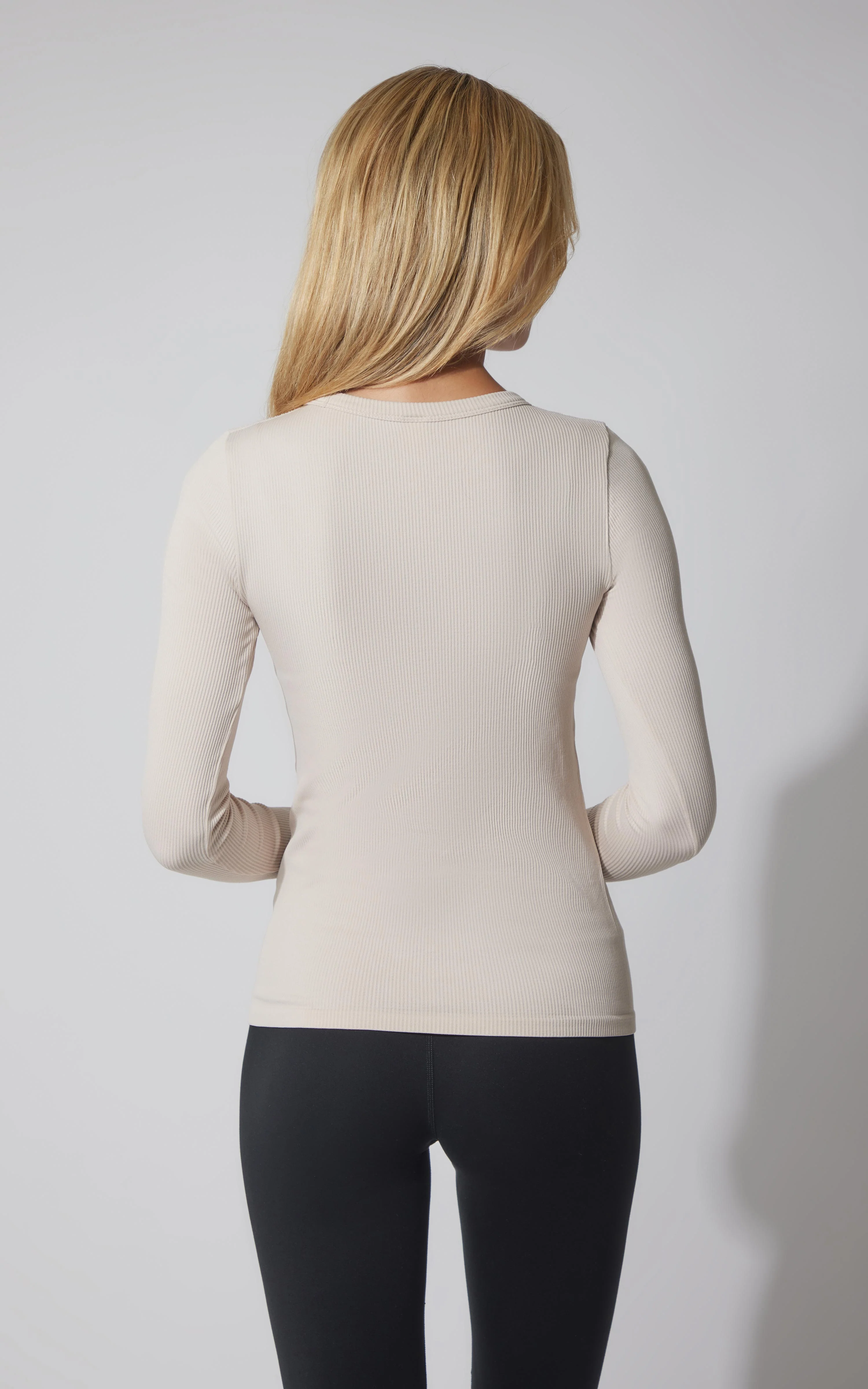3 PK Ribbed Seamless Crew Neck, Scoop Neck and Square Neck Long Sleeve Top - Image 14