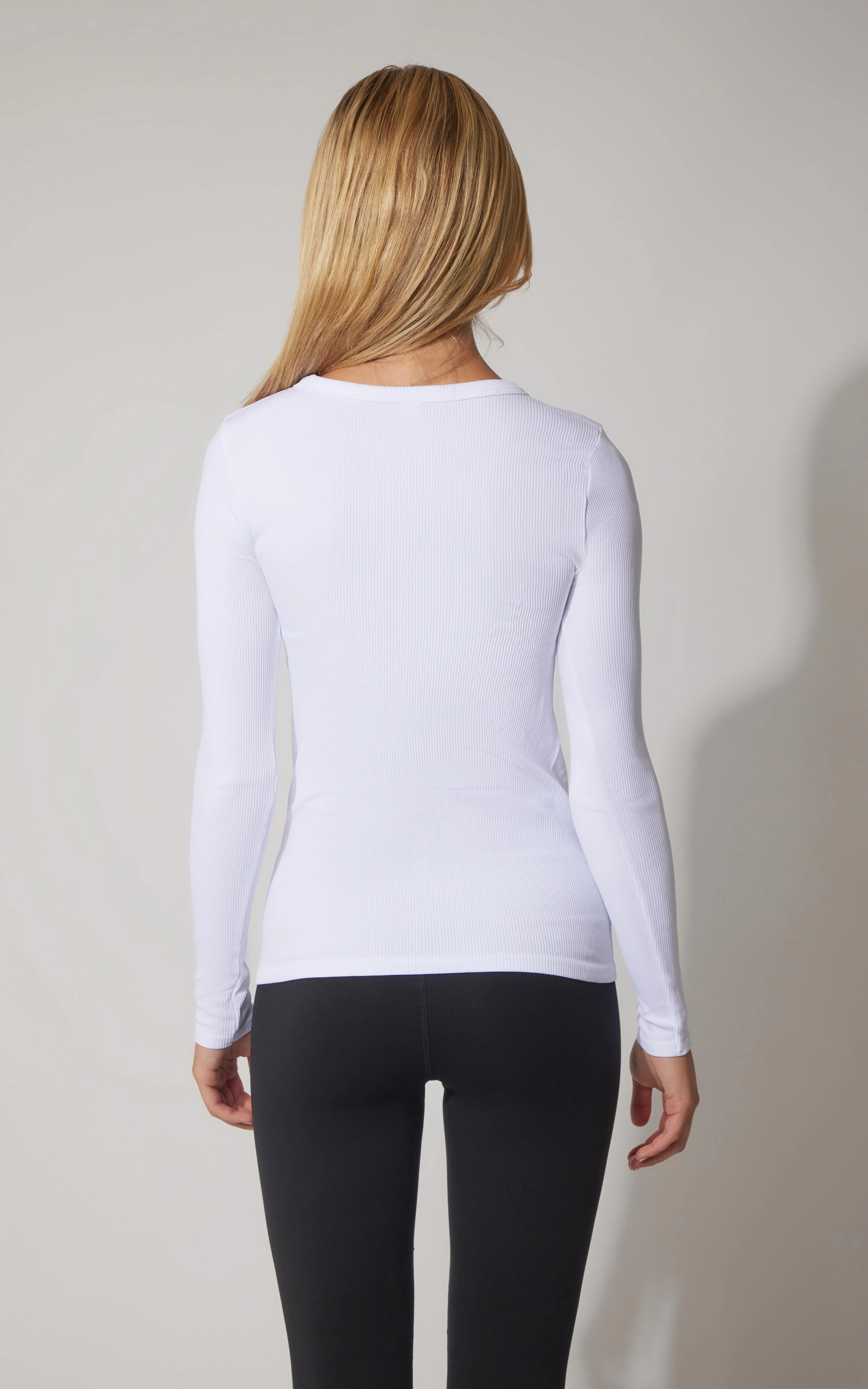 3 PK Ribbed Seamless Crew Neck, Scoop Neck and Square Neck Long Sleeve Top - Image 19