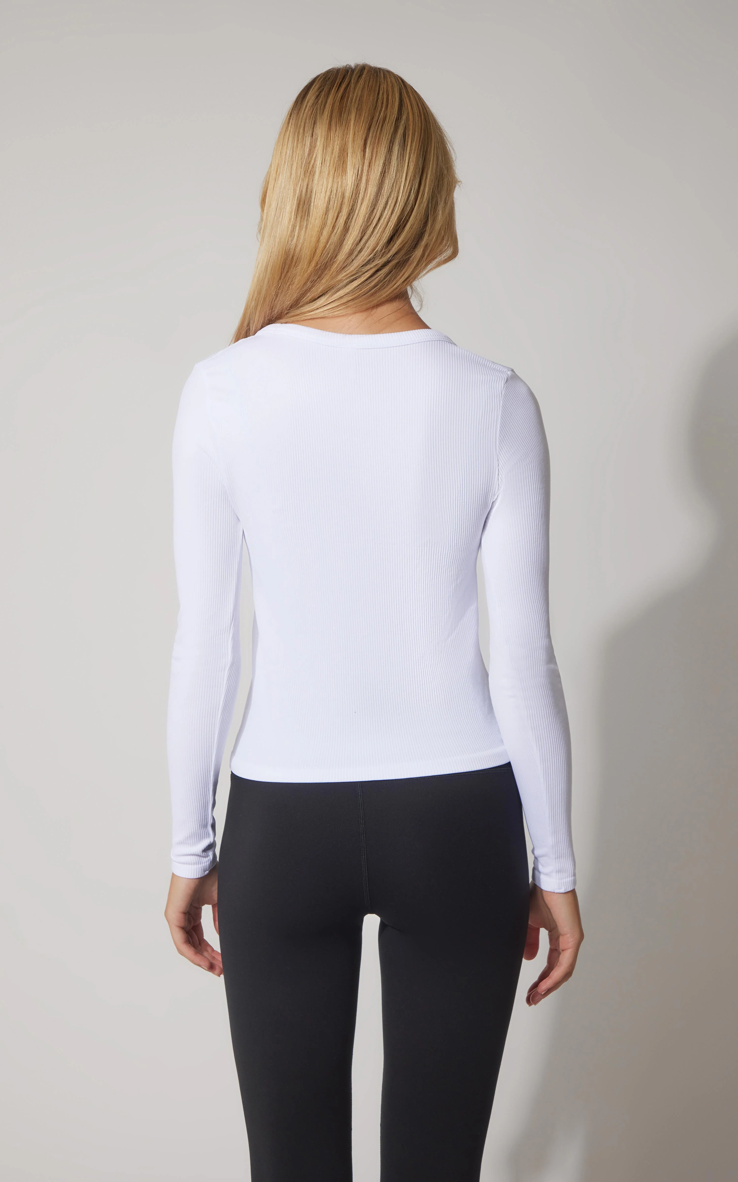 3 PK Ribbed Seamless Crew Neck, Scoop Neck and Square Neck Long Sleeve Top - Image 5
