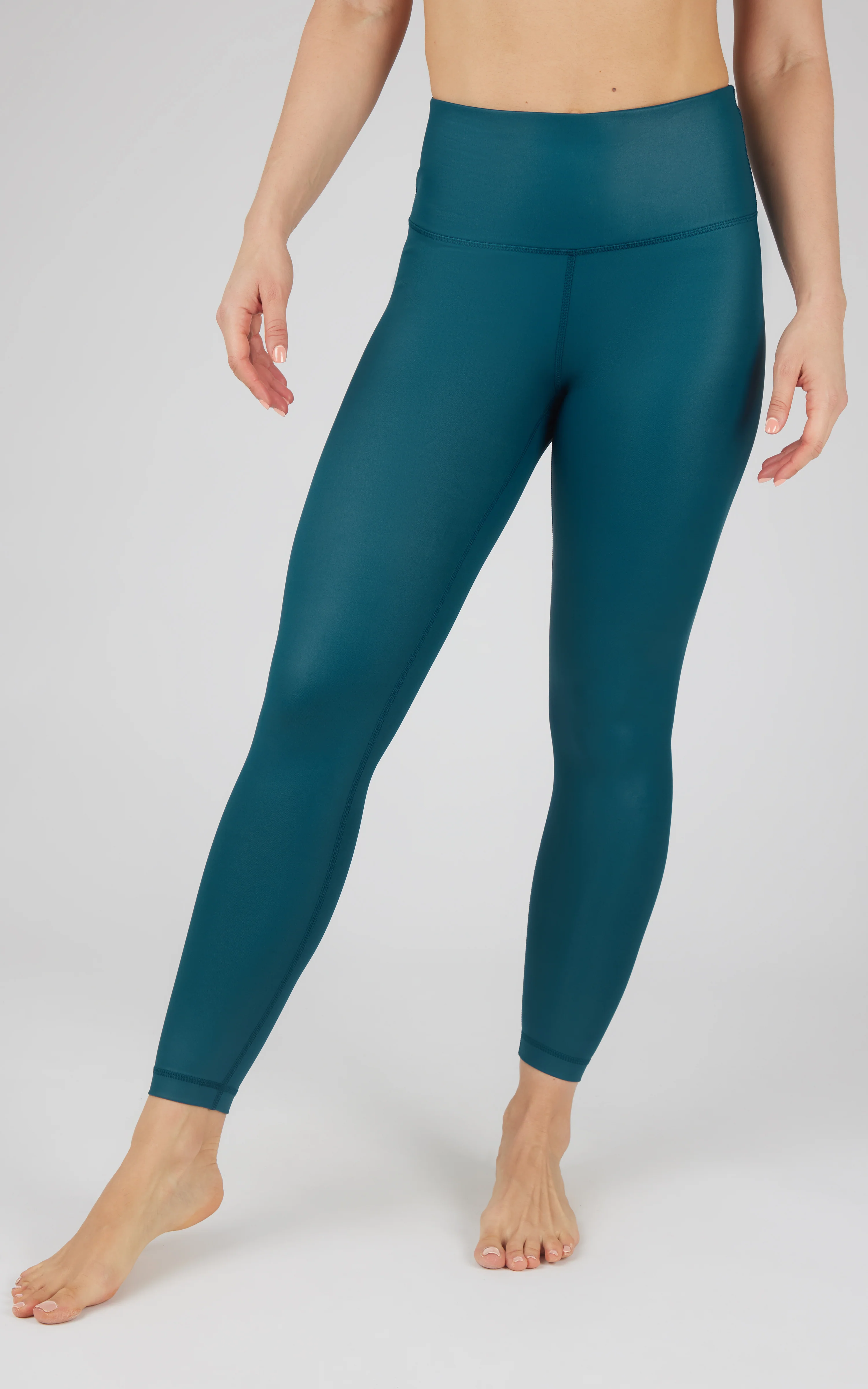 Interlink Faux Leather High Waist Cire 7/8 Ankle - Image 26