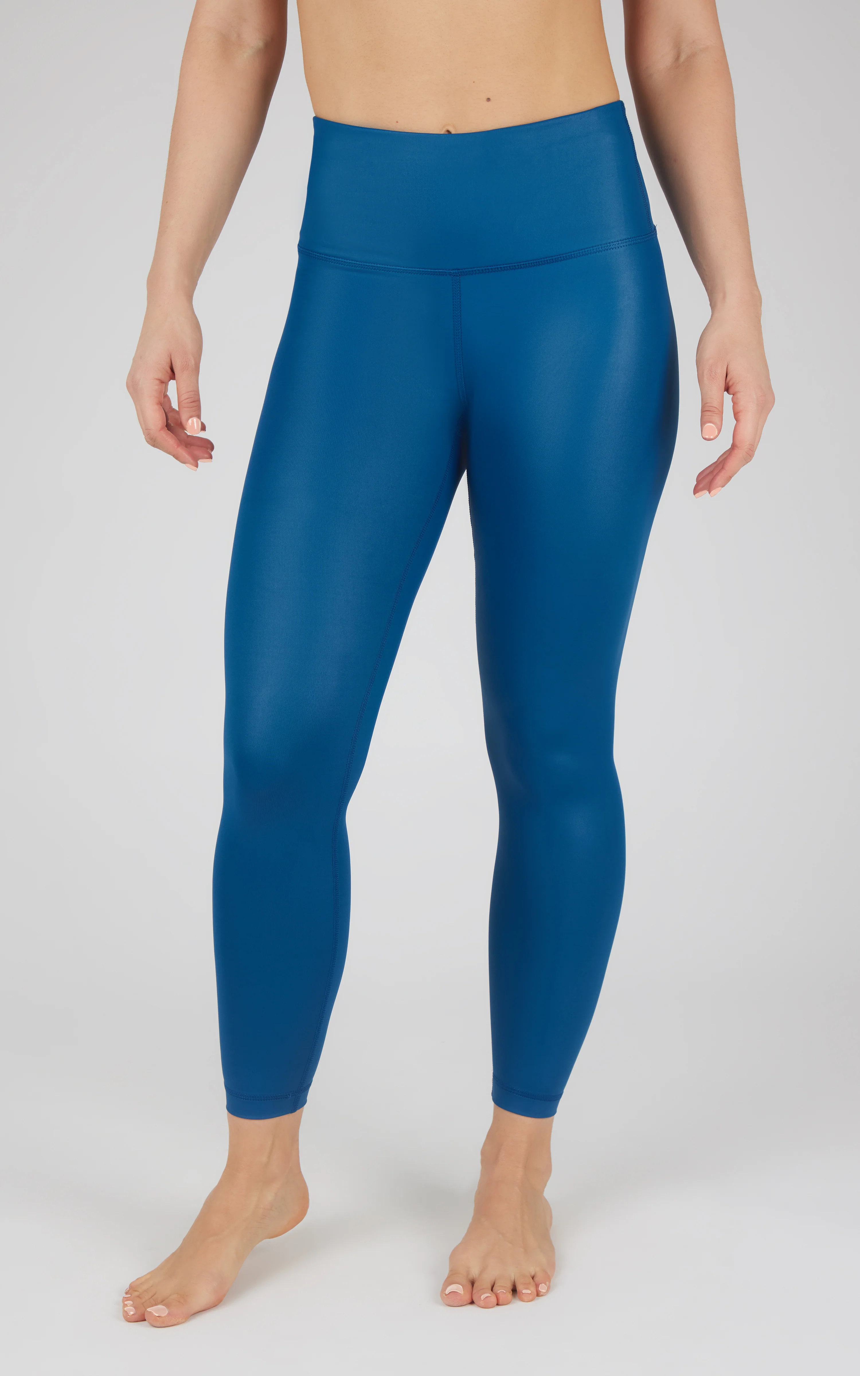 Interlink Faux Leather High Waist Cire 7/8 Ankle - Image 44