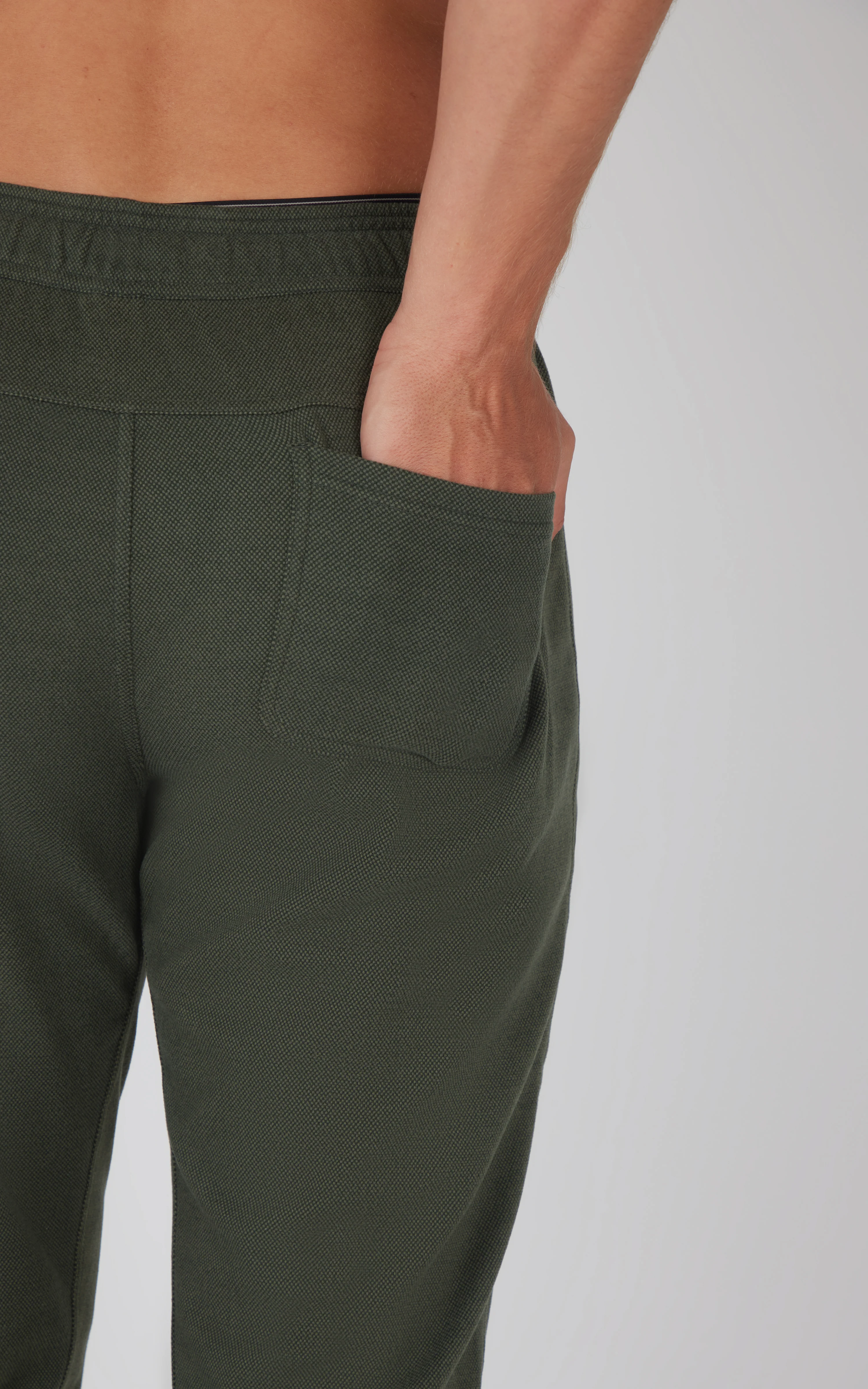 Men's Softlite Cargo Jogger - Image 12