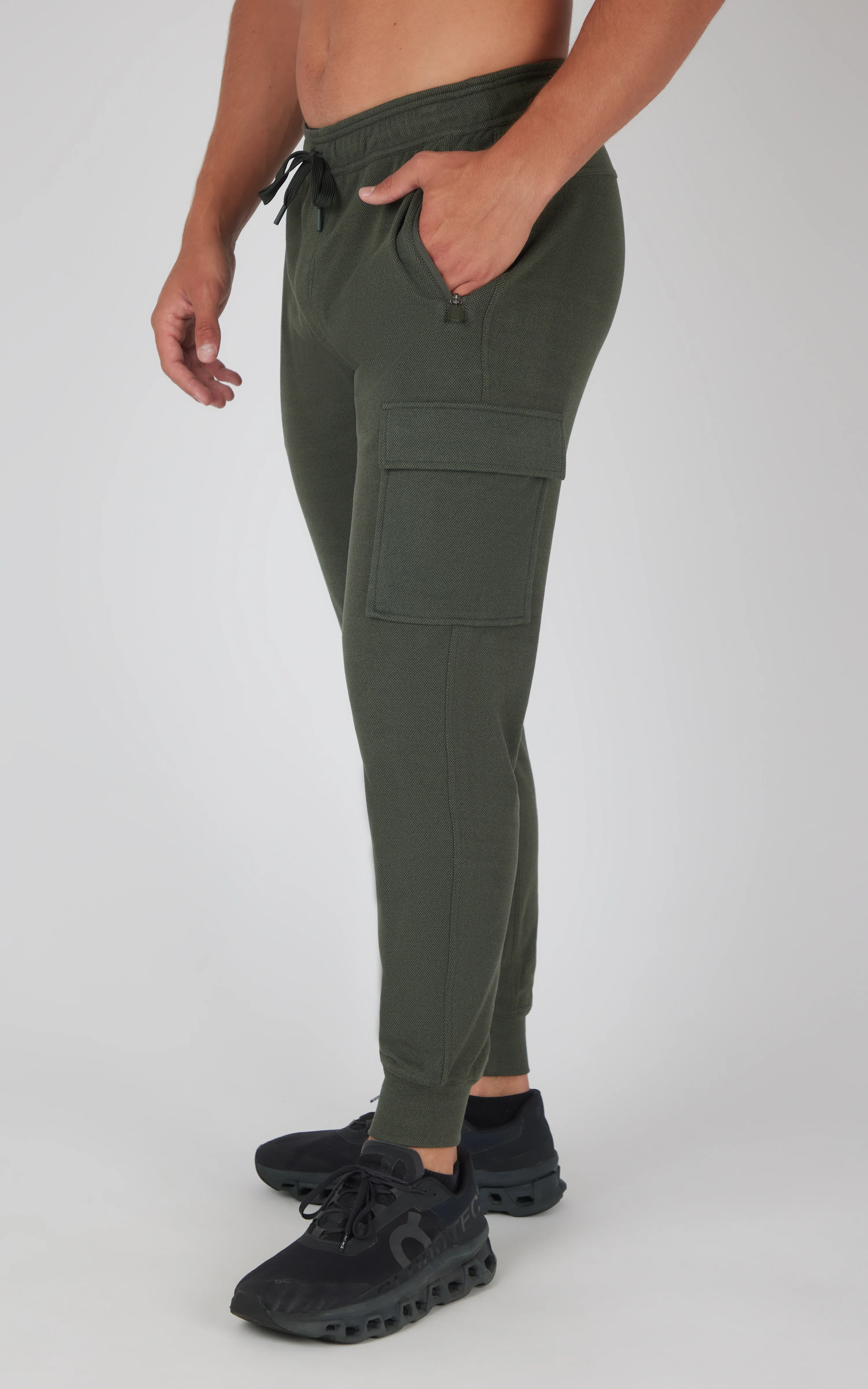 Men's Softlite Cargo Jogger - Image 13