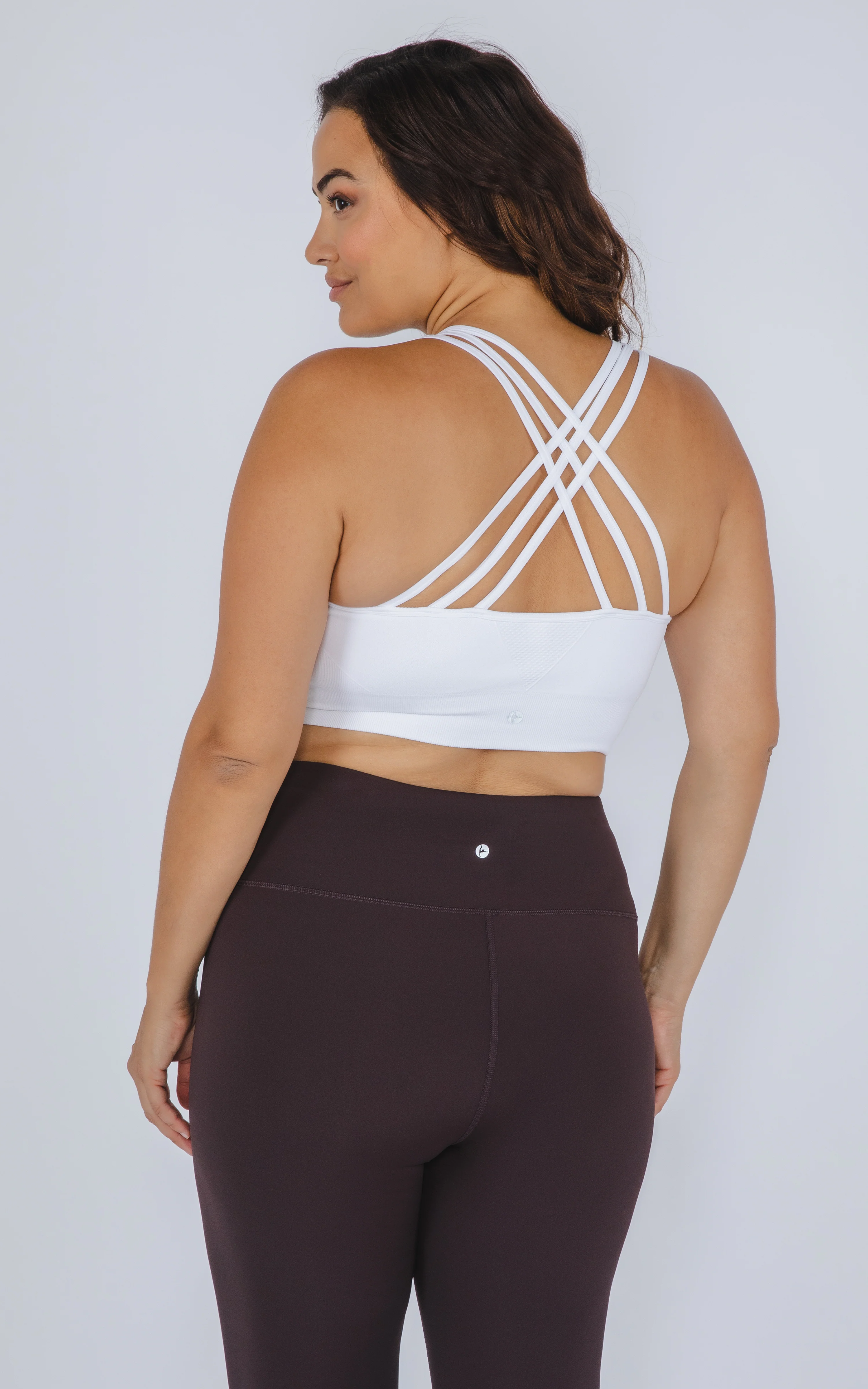 Plus Seamless Crisscross Back Sports Bra - Image 4